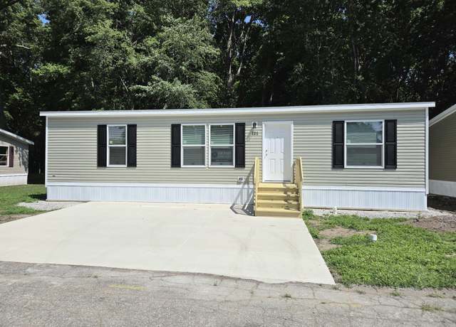 Property at 121 Dunewood Dr, Michigan City, IN 46360, 3 beds, 2 baths