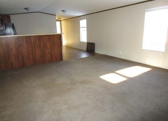 Property at 5360 Westshire #269, Kalamazoo, MI 49048, 3 beds, 2 baths