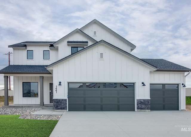 Property at 2715 E Valley Wind St, Kuna, ID 83634, 4 beds, 2.5 baths