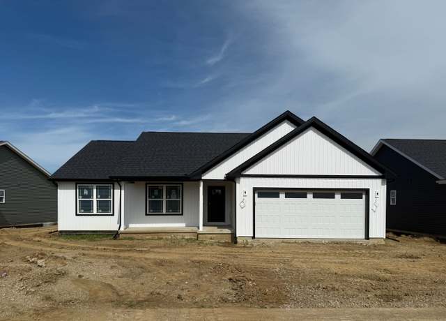 Property at 706 Cates Dr, Mahomet, IL 61853, 3 beds, 2 baths