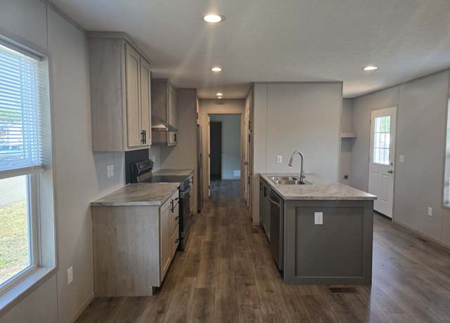 Property at 53 S East Dr #53, Oakdale, PA 15071, 3 beds, 2 baths