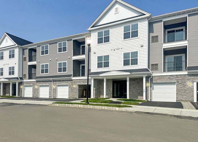 Property at 28309 Radford Ct, Monroe Township, NJ 08831, 2 beds, 2 baths