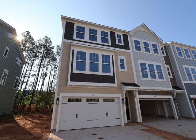Property at 5024 Jowetts Walk Dr, Cary, NC 27519, 4 beds, 3.5 baths