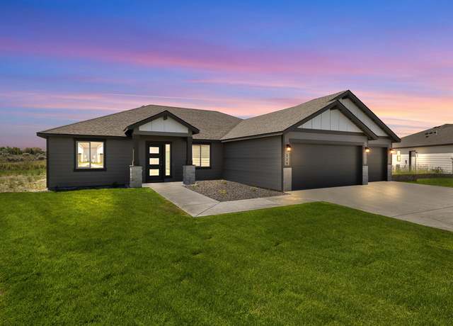 Property at 229 Tiber St, Boardman, OR 97818, 4 beds, 2 baths