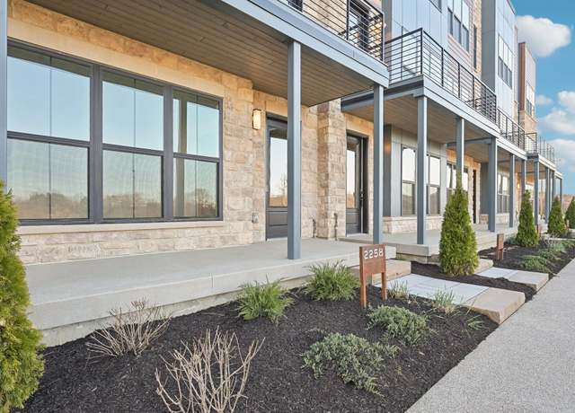 Property at 2258 Quarry Trails Dr, Columbus, OH 43228, 3 beds, 3.5 baths