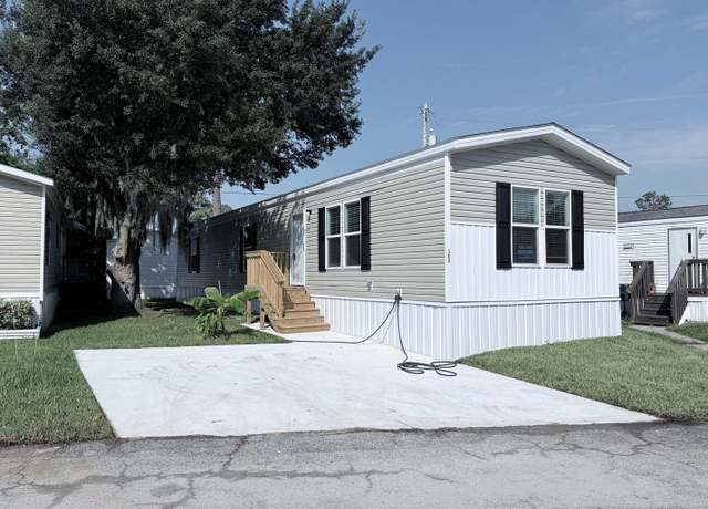 Property at 5515 118th St #360, Jacksonville, FL 32244, 3 beds, 2 baths