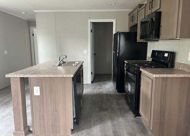 Property at 1908 E 19th St Unit W-88, Lawrence, KS 66046, 3 beds, 2 baths