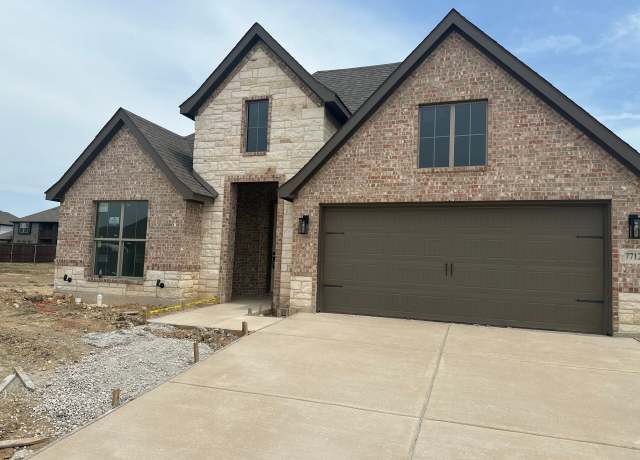 Property at 7712 Gatevine Ave, Joshua, TX 76058, 3 beds, 2 baths