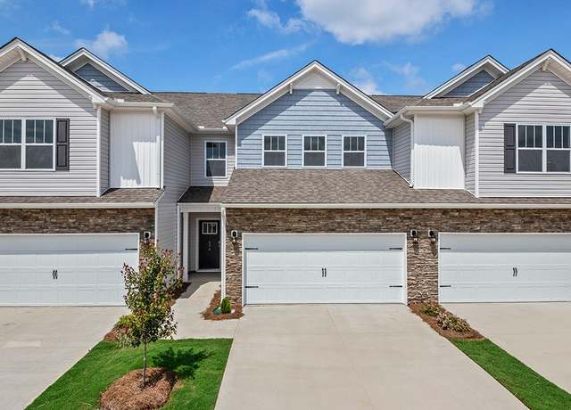 Property at 118 Sugg Trl, Weaverville, NC 28787, 4 beds, 2.5 baths