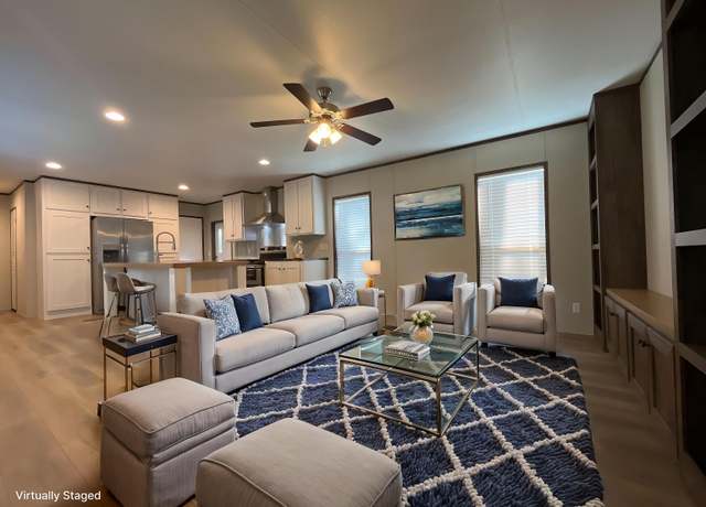 Property at 105 Sharon St, Conroe, TX 77301, 3 beds, 2 baths