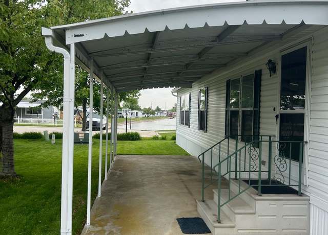 Property at 235 Gull Dr, Elyria, OH 44035, 3 beds, 2 baths