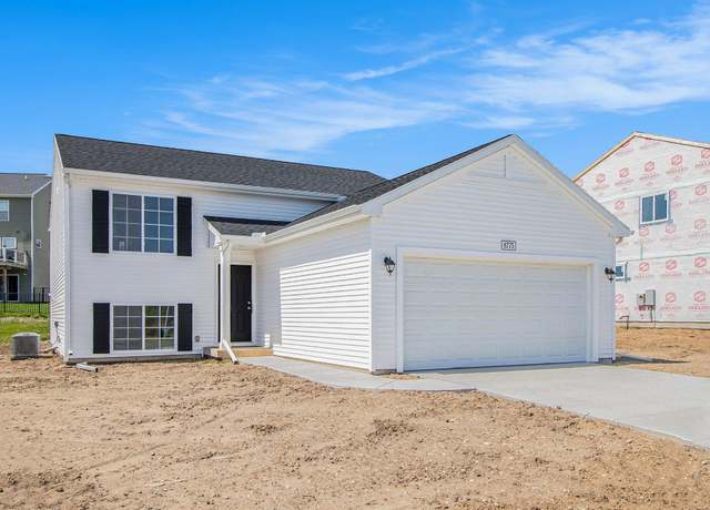 Property at 8775 E Sturtevant Ave, Richland, MI 49083, 4 beds, 2 baths