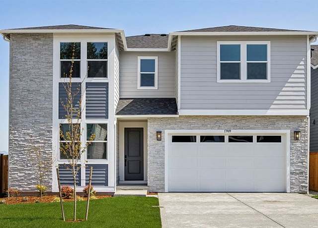 Property at 13909 181st St E, Puyallup, WA 98374, 4 beds, 3 baths