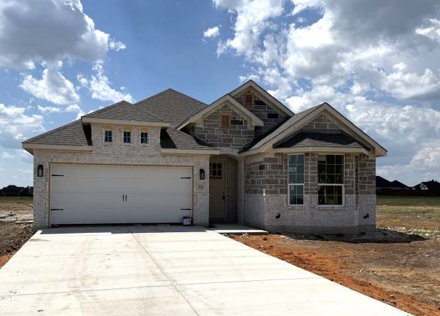 Property at 121 Grey Wolf Ct, Godley, TX 76044, 3 beds, 2 baths