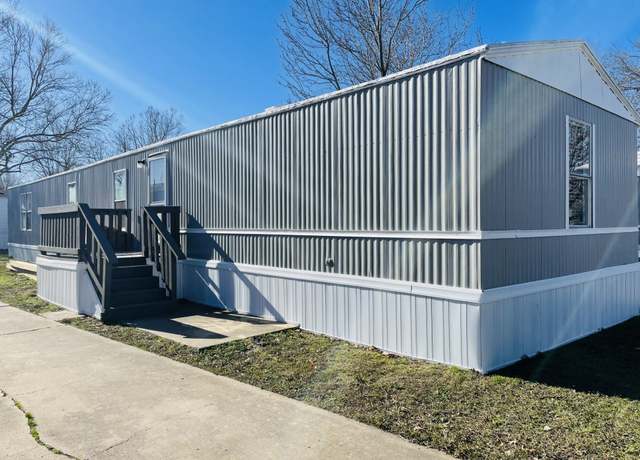 Property at 1103 Gloucesite Ct #24, Greenville, TX 75401, 3 beds, 2 baths