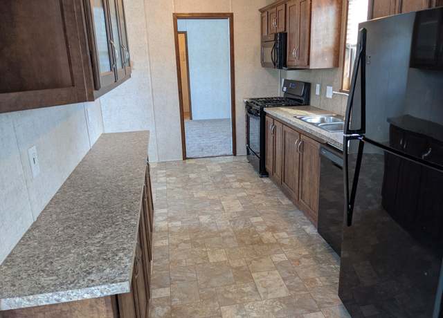 Property at 2700 Eaton Rapids Rd #41, Lansing, MI 48911, 2 beds, 2 baths