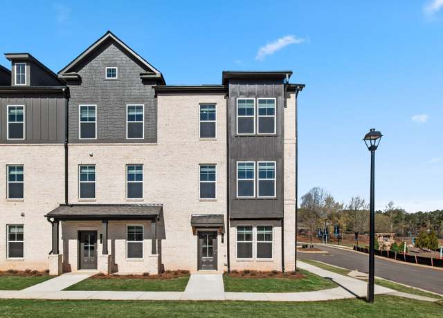 Property at 2 Daybreak Ln, Newnan, GA 30265, 4 beds, 3.5 baths