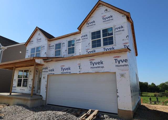 Property at 7806 Collins Dr, Reynoldsburg, OH 43068, 4 beds, 2.5 baths