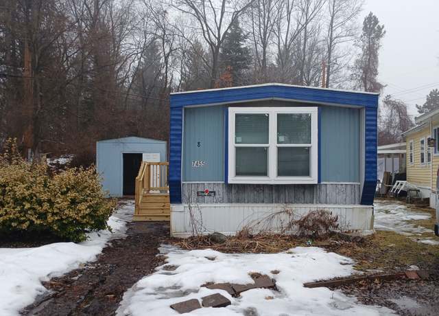 Property at 7455 Horseshoe #8, Brighton, MI 48114, 2 beds, 1 bath