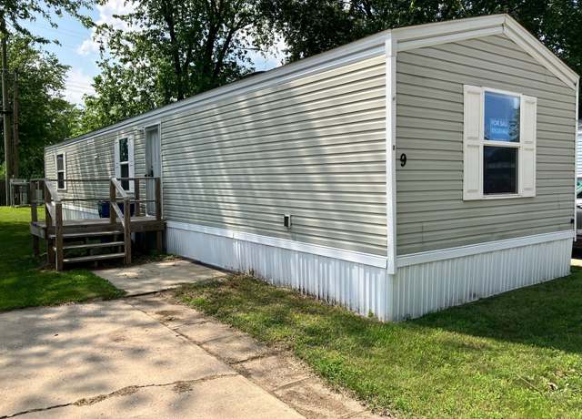 Property at 705 E 4th St #9, Rochester, IN 46975, 3 beds, 2 baths