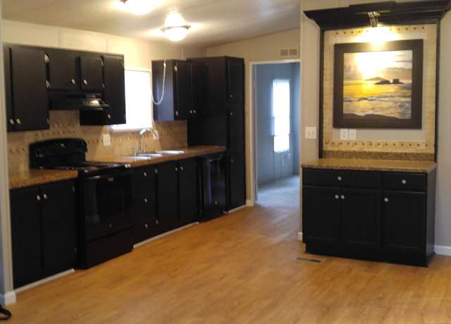 Property at 110 Ashley Ct, Mableton, GA 30126, 3 beds, 2 baths