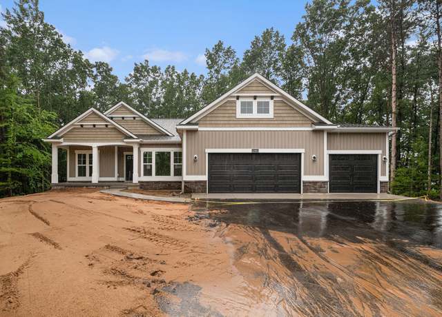 Property at 12863 144th Ave, Grand Haven, MI 49417, 3 beds, 3 baths