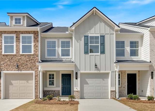 Property at 107 Village Green Dr, Adairsville, GA 30103, 3 beds, 2.5 baths