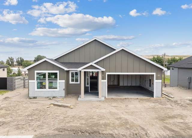 Property at 7606 Blanchard Loop, West Richland, WA 99353, 3 beds, 2 baths