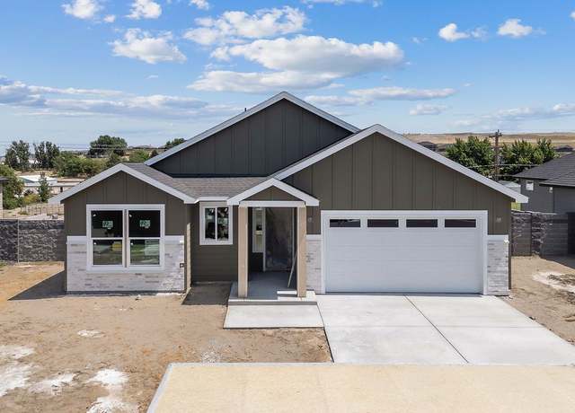 Property at 7606 Blanchard Loop, West Richland, WA 99353, 3 beds, 2 baths