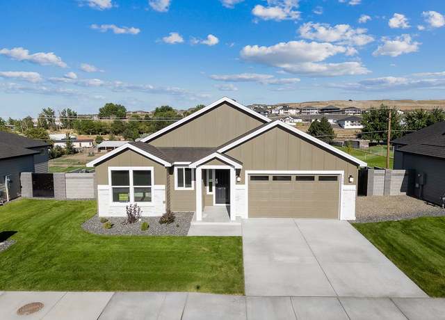 Property at 7606 Blanchard Loop, West Richland, WA 99353, 3 beds, 2 baths