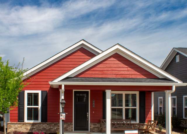 Property at 304 Pacer Ln, Dalton, GA 30721, 2 beds, 2 baths