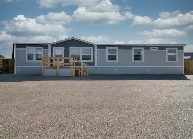 Property at 604 N Victoria Rd #2, Donna, TX 78537, 4 beds, 2 baths