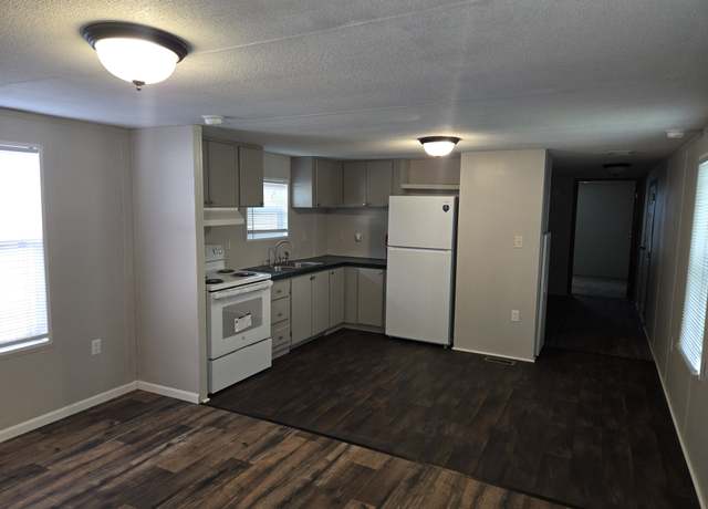Property at 4836 Wayne Park Dr Unit WAY4836, Fort Wayne, IN 46816, 3 beds, 1 bath