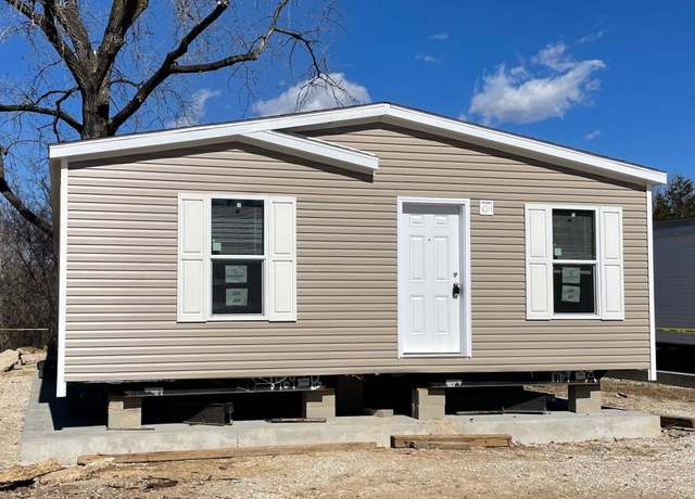 Property at 3400 Tiger Lilly Dr #267, Imperial, MO 63052, 3 beds, 2 baths