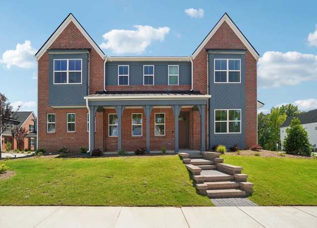 Property at 908 Coast Dr, Tega Cay, SC 29708, 3 beds, 2.5 baths