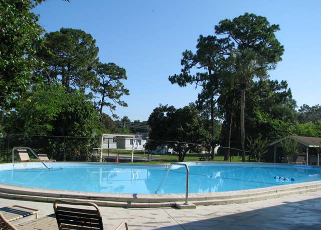 Property at 7117 SW Archer Rd #2014, Gainesville, FL 32608, 3 beds, 2 baths