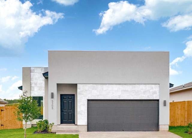 Property at 5305 Raven, Laredo, TX 78045, 3 beds, 2.5 baths