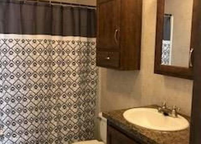 Property at 2700 Eaton Rapids Rd #14, Lansing, MI 48911, 3 beds, 2 baths