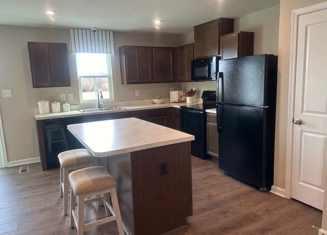 Property at 1 Kearsage Dr, Frederica, DE 19946, 3 beds, 2.5 baths