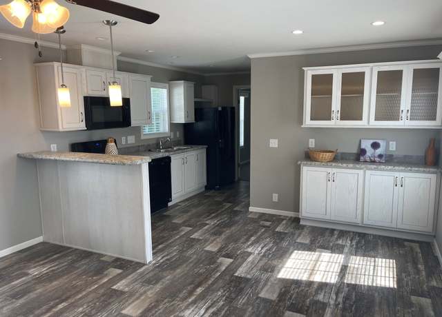 Property at 2507 214th St N #59, Port Byron, IL 61275, 3 beds, 2 baths