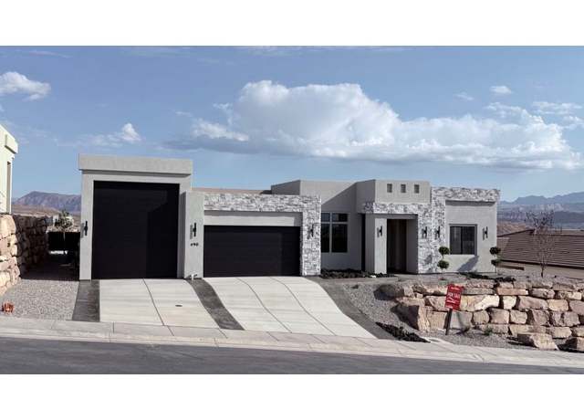 Property at 490 Appian Way, Saint George, UT 84770, 3 beds, 2.5 baths