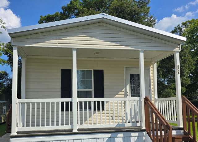Property at 7117 SW Archer Rd #104, Gainesville, FL 32608, 2 beds, 1 bath