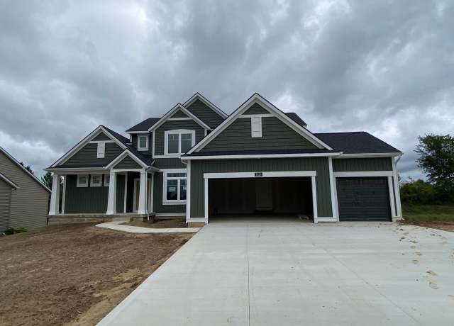 Property at 7828 Greendale Dr, Byron Center, MI 49315, 5 beds, 3.5 baths