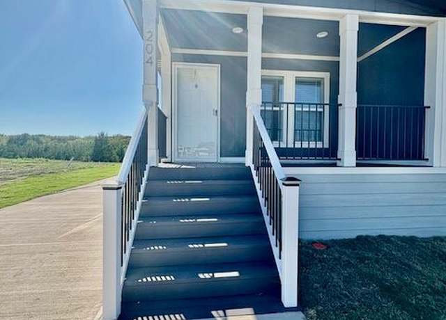 Property at 204 Ravenna St, Princeton, TX 75407, 2 beds, 1 bath