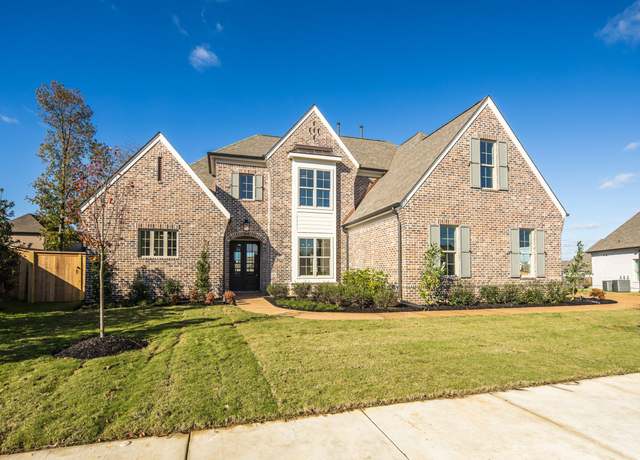 Property at 719 Windsor Hill Cir W, Collierville, TN 38017, 5 beds, 4.5 baths