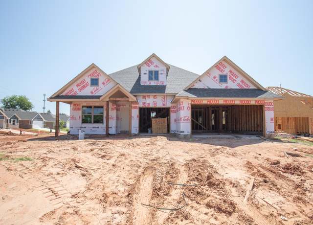 Property at 3324 Holland Cir, Edmond, OK 73012, 4 beds, 3 baths