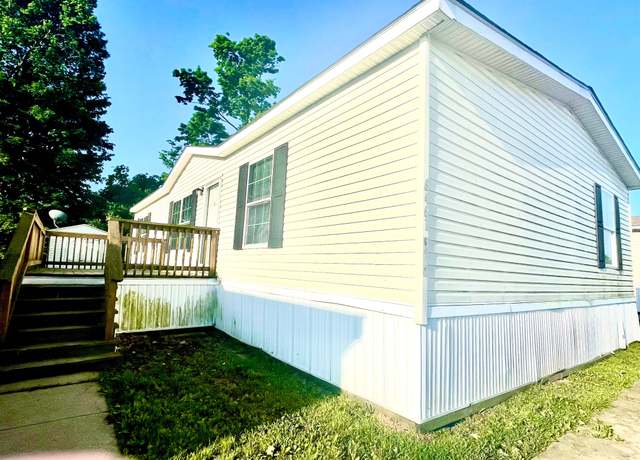 Property at 6461 Arbor Oak Dr, Indianapolis, IN 46241, 3 beds, 2 baths