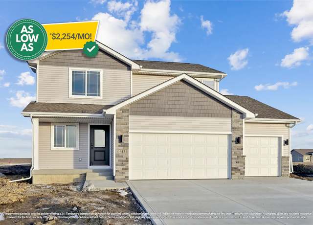 Property at 413 Meadow Northwest Ave, Bondurant, IA 50035, 4 beds, 2.5 baths