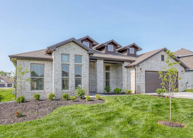 Property at 26544 W 83rd Ter, Lenexa, KS 66227, 4 beds, 3 baths
