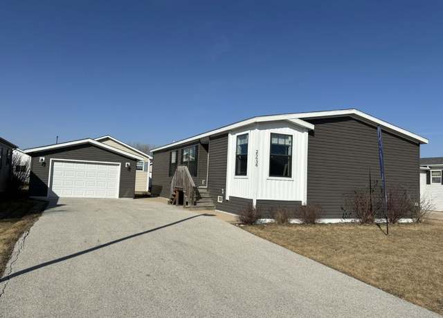 Property at 25638 Baltusrol Dr, Monee, IL 60449, 3 beds, 2 baths